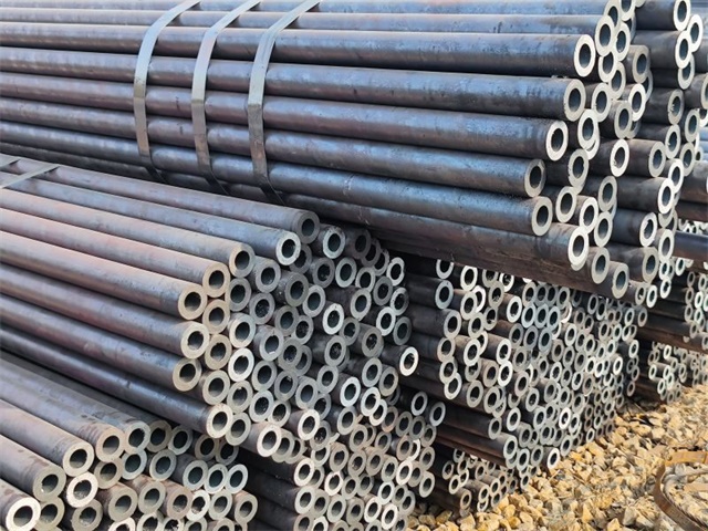 湖北45#小口径无缝钢管